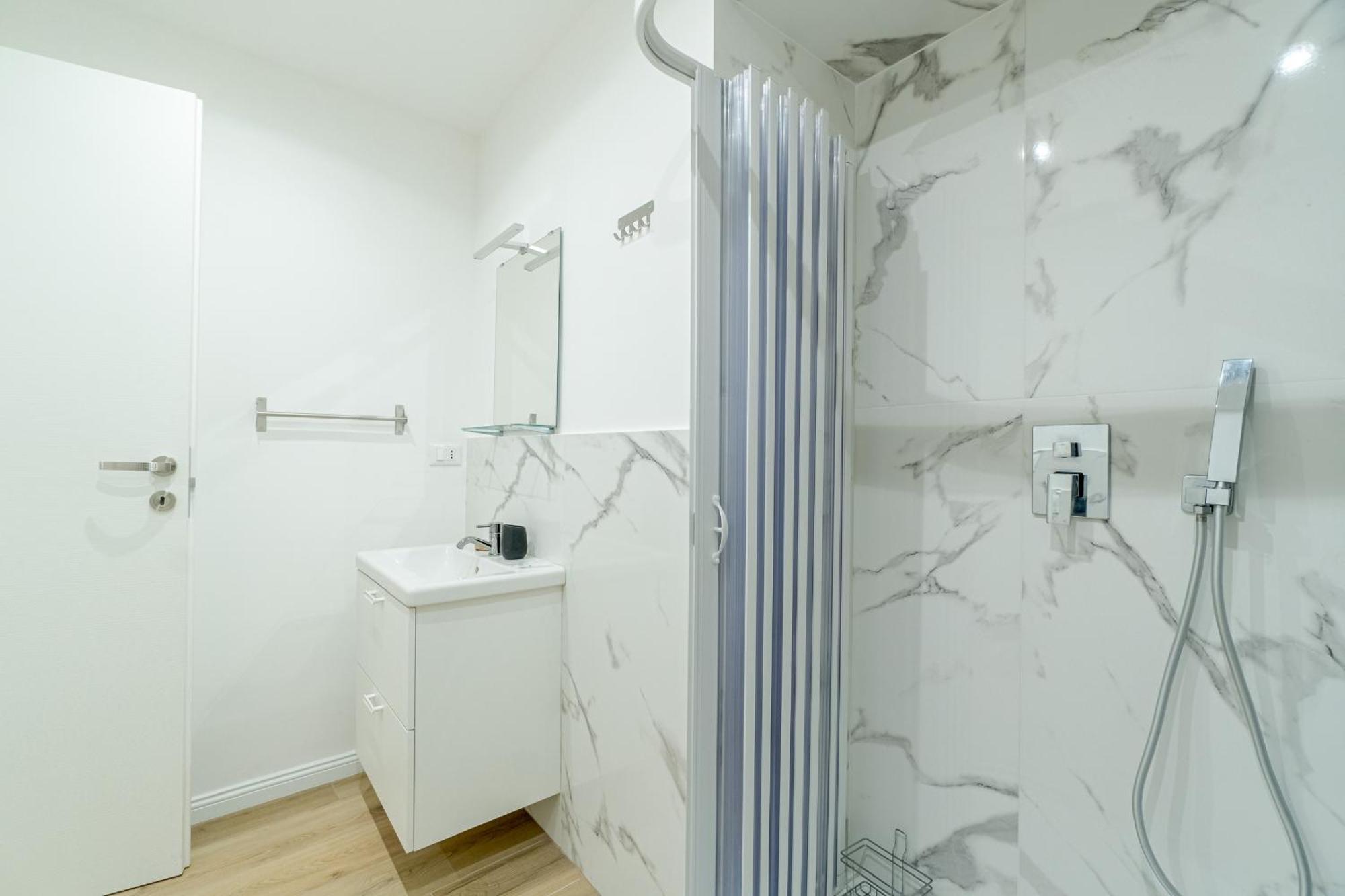 Quadrilatero Romano! Elegant Flat Τορίνο Εξωτερικό φωτογραφία